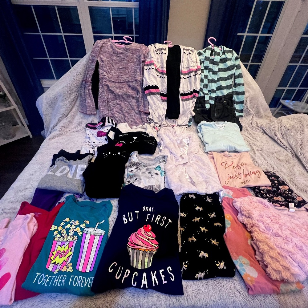 Girls Back to School Lot Size 7/8 - 24 items in total!